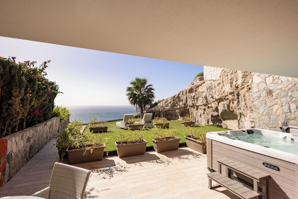 Serenity Amadores — Spa in Puerto Rico, Canary Islands