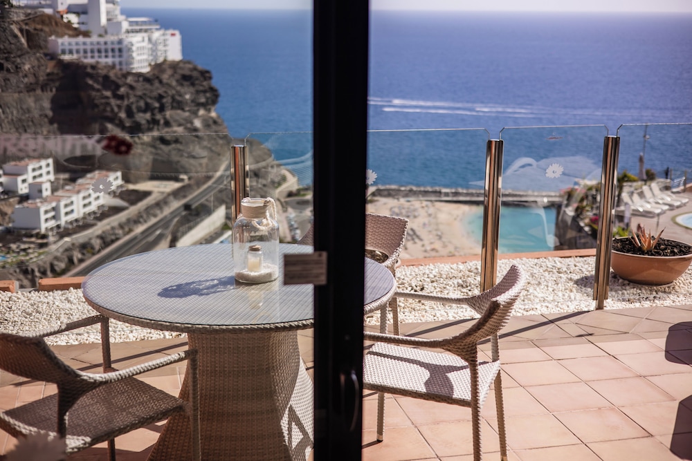 Serenity Amadores — Hotel rooms in Puerto Rico, Canary Islands