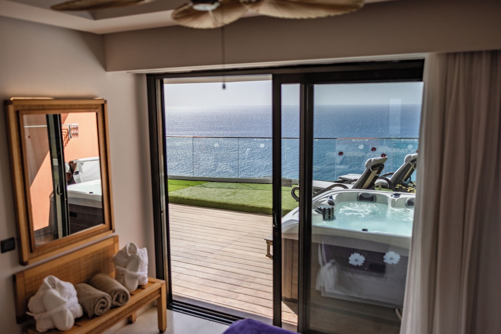 Serenity Amadores — Hotel rooms in Puerto Rico, Canary Islands