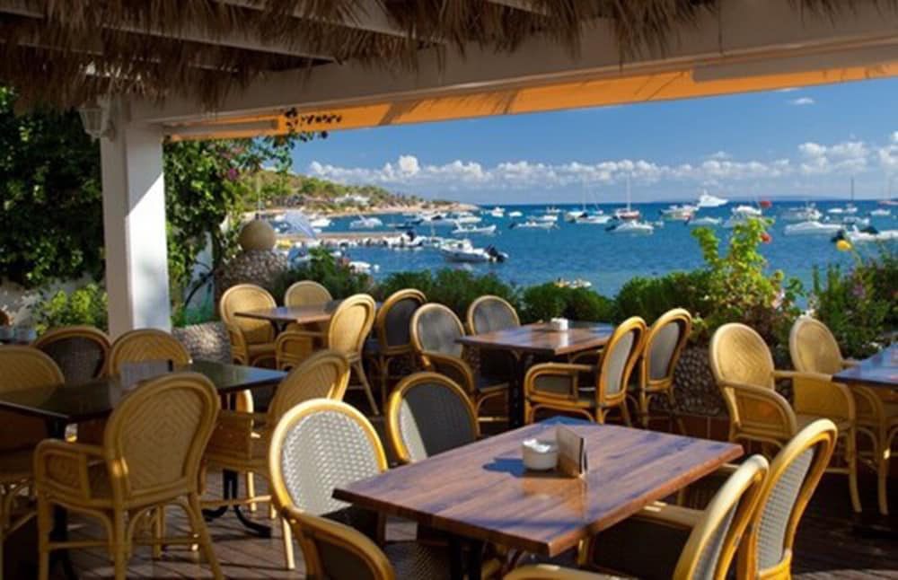 Hotel Ses Figueres — Restaurant & bars in Ibiza Town, Balearic Islands