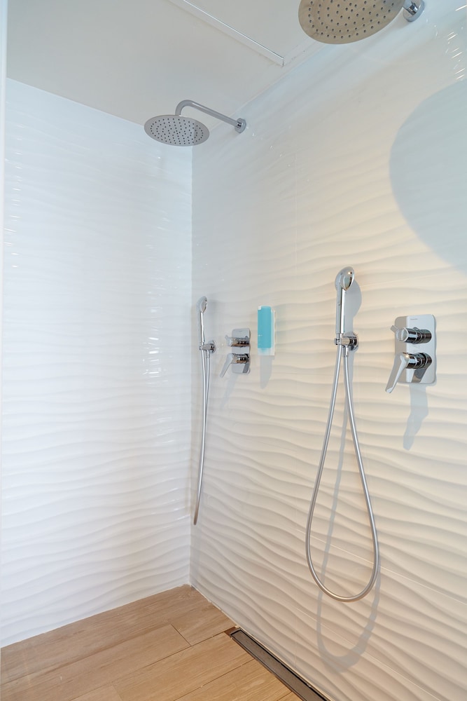 Sol Bahia Ibiza Suites — Hotel rooms in San Antonio, Balearic Islands