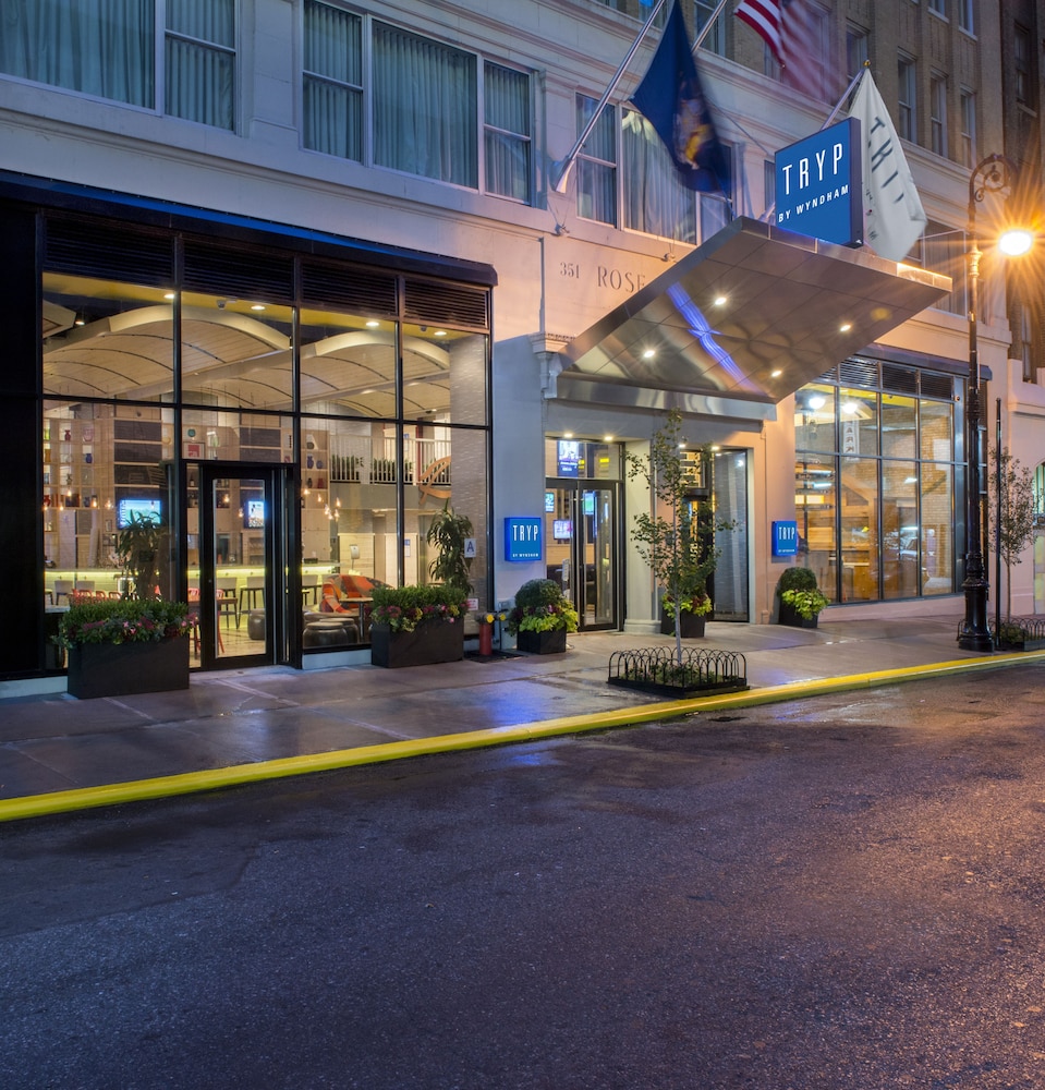 TRYP by Wyndham New York City Times Square / Midtown — Hotel building in New York City, New York State
