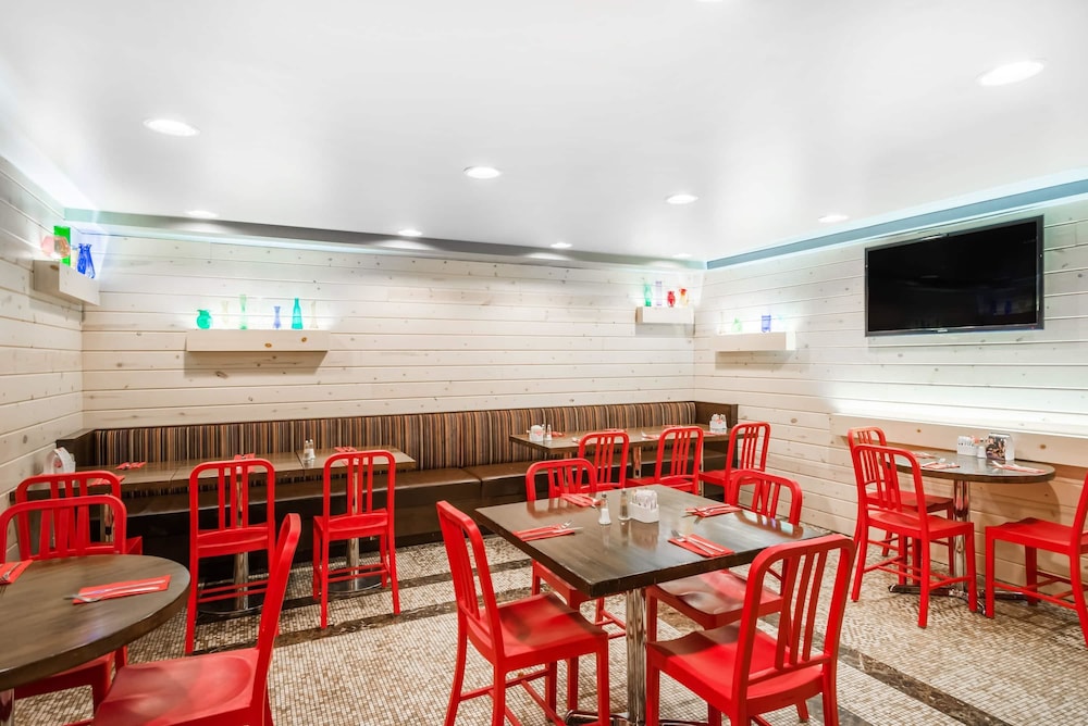 TRYP by Wyndham New York City Times Square / Midtown — Restaurant & bars in New York City, New York State