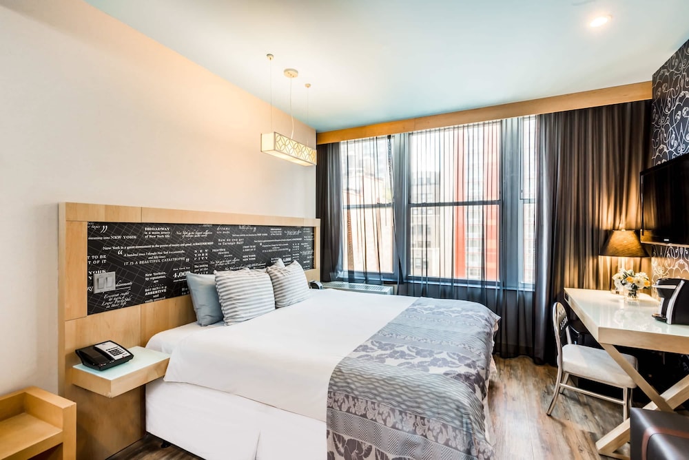 TRYP by Wyndham New York City Times Square / Midtown — Hotel rooms in New York City, New York State