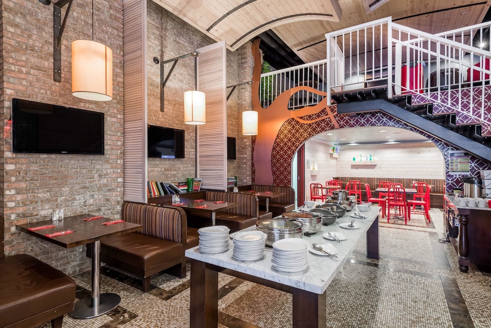 TRYP by Wyndham New York City Times Square / Midtown — Restaurant & bars in New York City, New York State