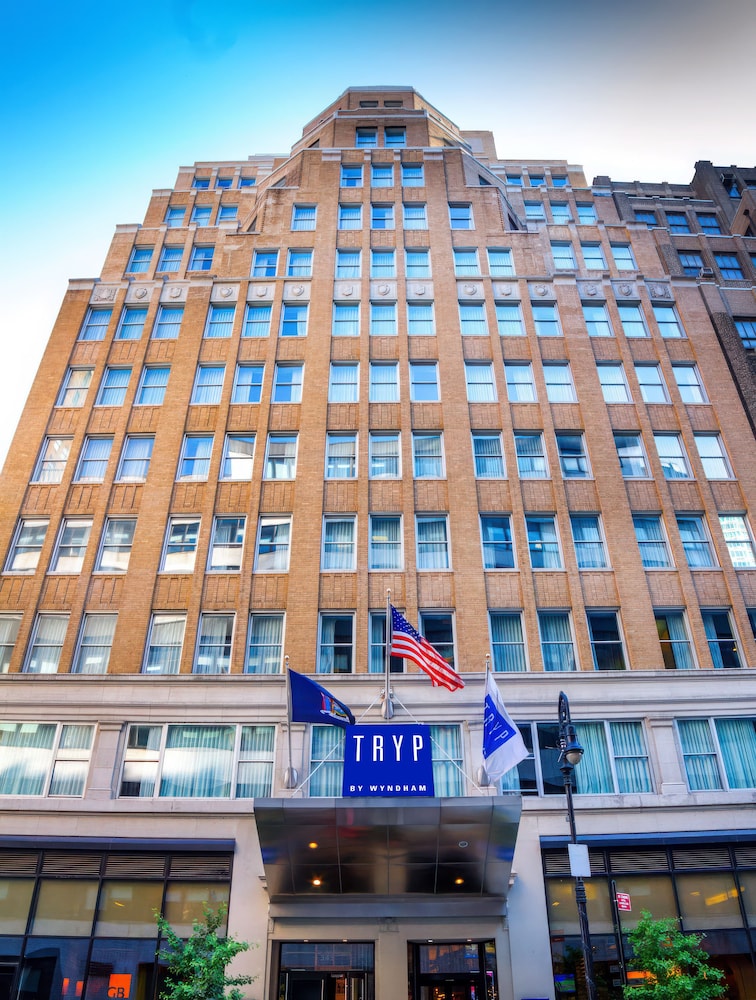TRYP by Wyndham New York City Times Square / Midtown — Hotel building in New York City, New York State