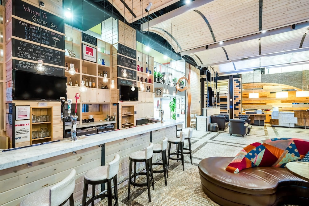 TRYP by Wyndham New York City Times Square / Midtown — Restaurant & bars in New York City, New York State