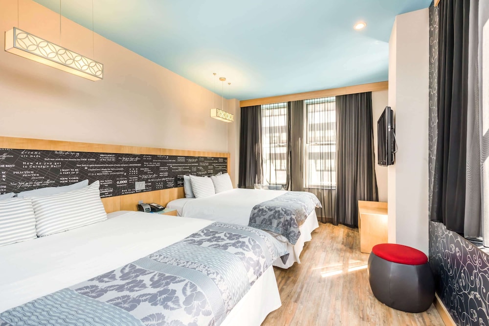 TRYP by Wyndham New York City Times Square / Midtown — Hotel rooms in New York City, New York State