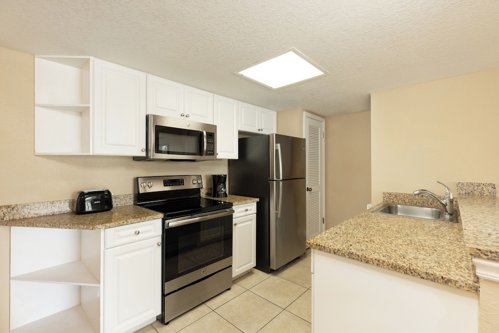 Westgate Towers Resort — Hotel rooms in Kissimmee, Florida