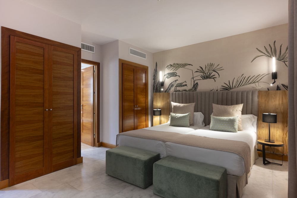 Hotel Suite Villa María — Hotel rooms in Costa Adeje, Canary Islands