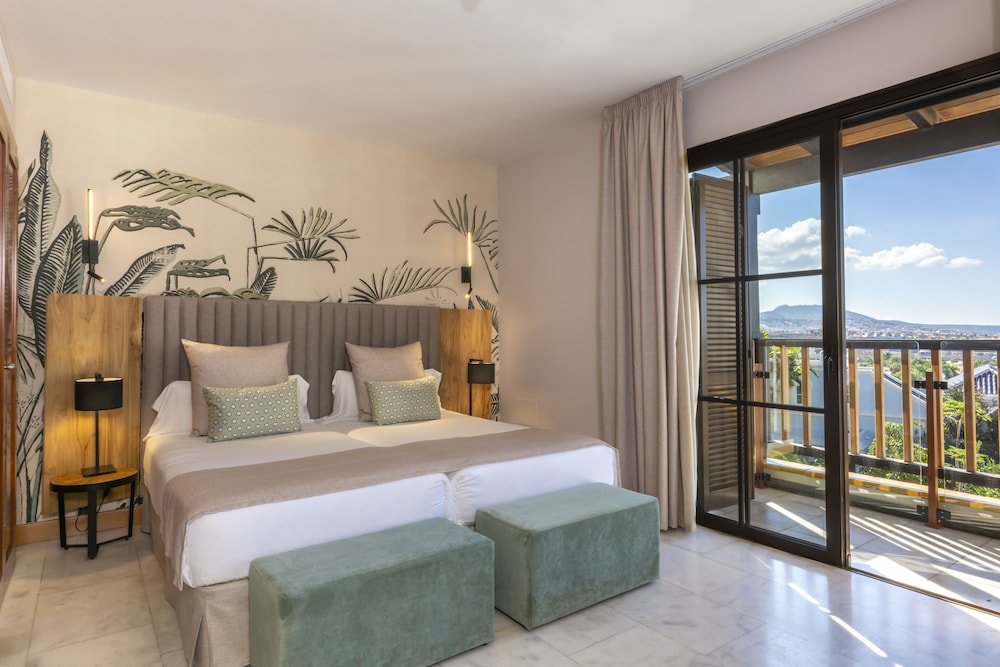 Hotel Suite Villa María — Hotel rooms in Costa Adeje, Canary Islands