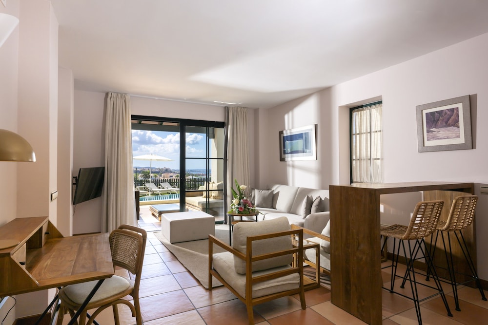Hotel Suite Villa María — Hotel rooms in Costa Adeje, Canary Islands