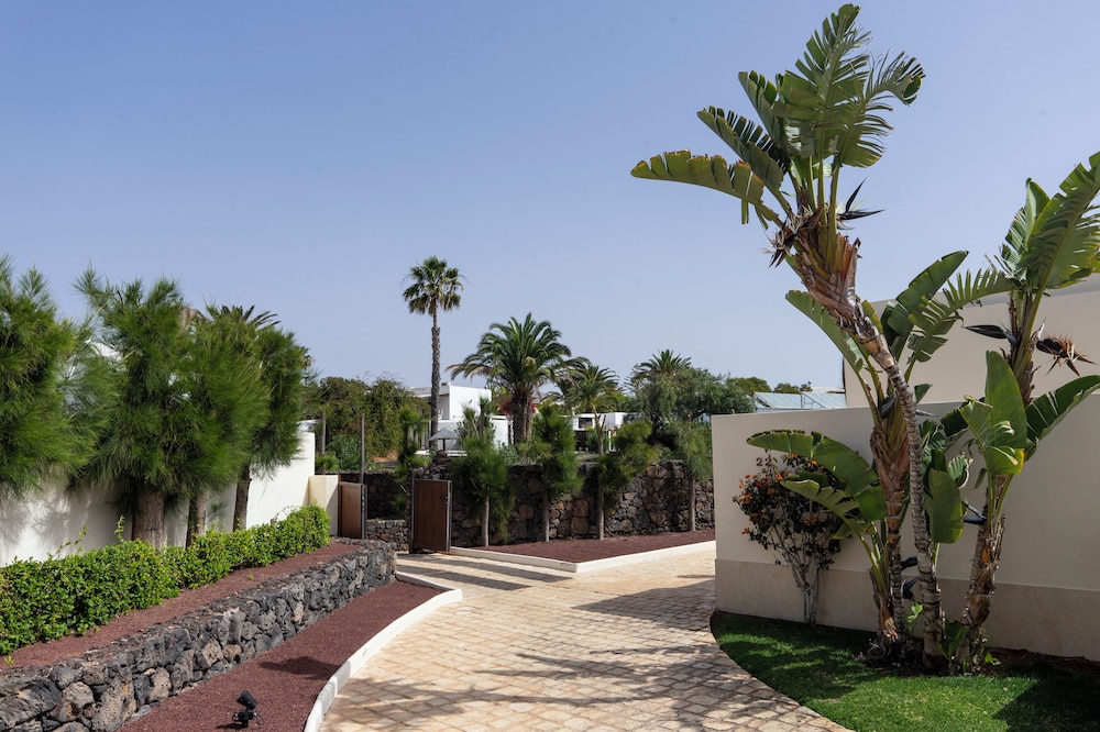 Villas Alondra — Shared spaces in Puerto del Carmen, Canary Islands