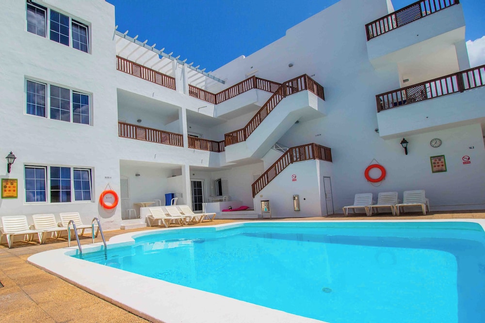 Vista Mar - SELECT ADULTS (+16) — Swimming pool in Puerto del Carmen, Canary Islands