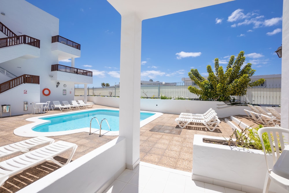 Vista Mar - SELECT ADULTS (+16) — Swimming pool in Puerto del Carmen, Canary Islands