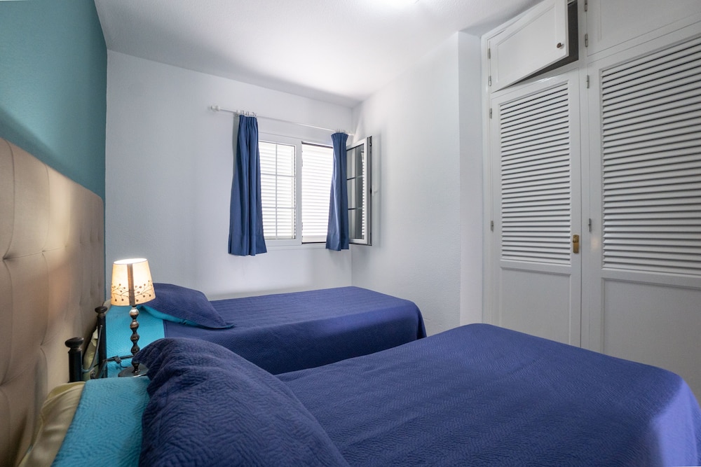 Vista Mar - SELECT ADULTS (+16) — Hotel rooms in Puerto del Carmen, Canary Islands