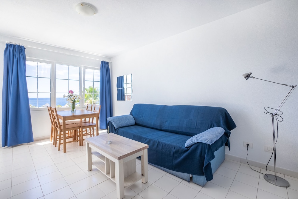 Vista Mar - SELECT ADULTS (+16) — Hotel rooms in Puerto del Carmen, Canary Islands