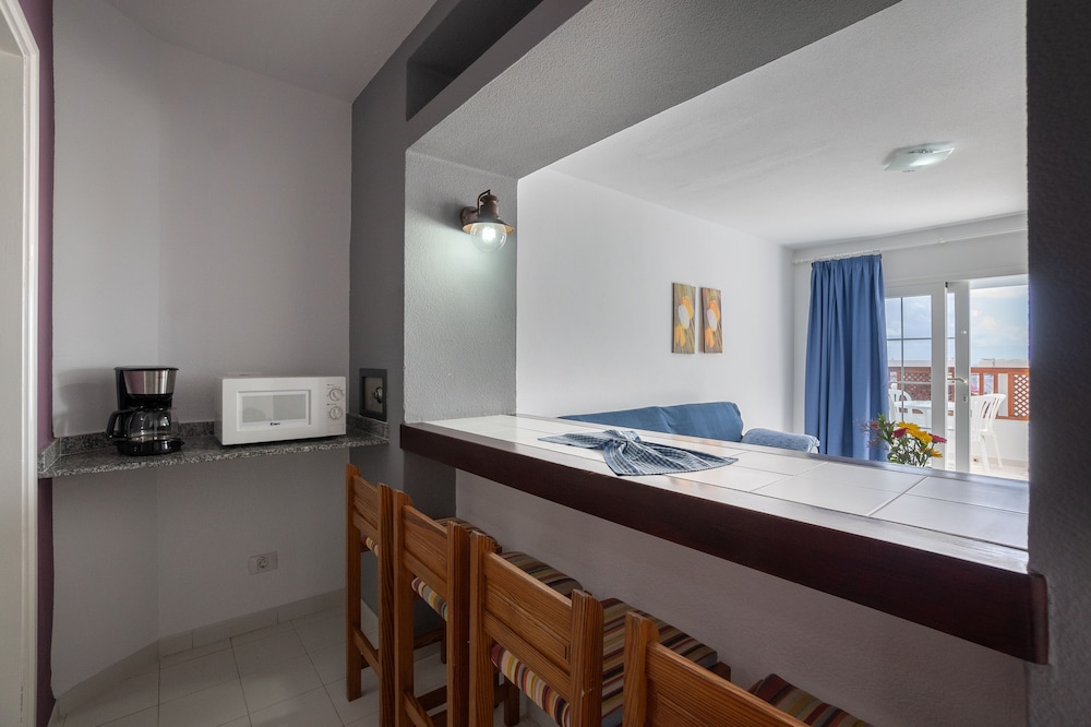 Vista Mar - SELECT ADULTS (+16) — Hotel rooms in Puerto del Carmen, Canary Islands