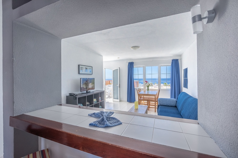 Vista Mar - SELECT ADULTS (+16) — Hotel rooms in Puerto del Carmen, Canary Islands