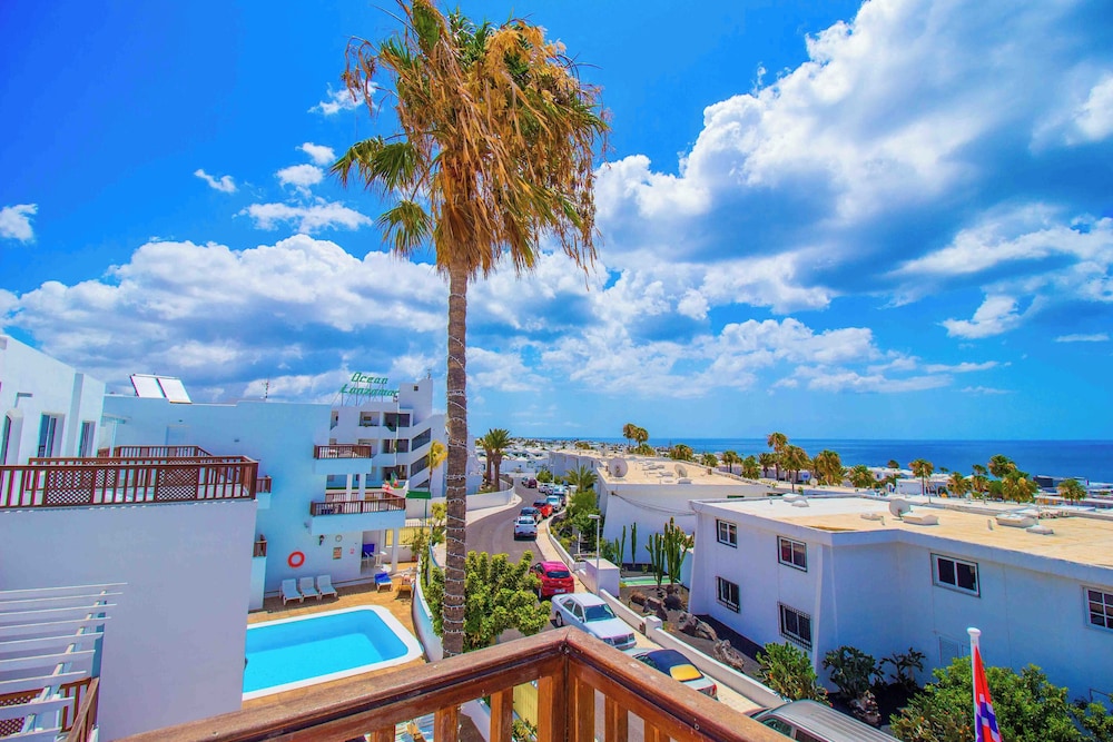 Vista Mar - SELECT ADULTS (+16) — Main photo in Puerto del Carmen, Canary Islands