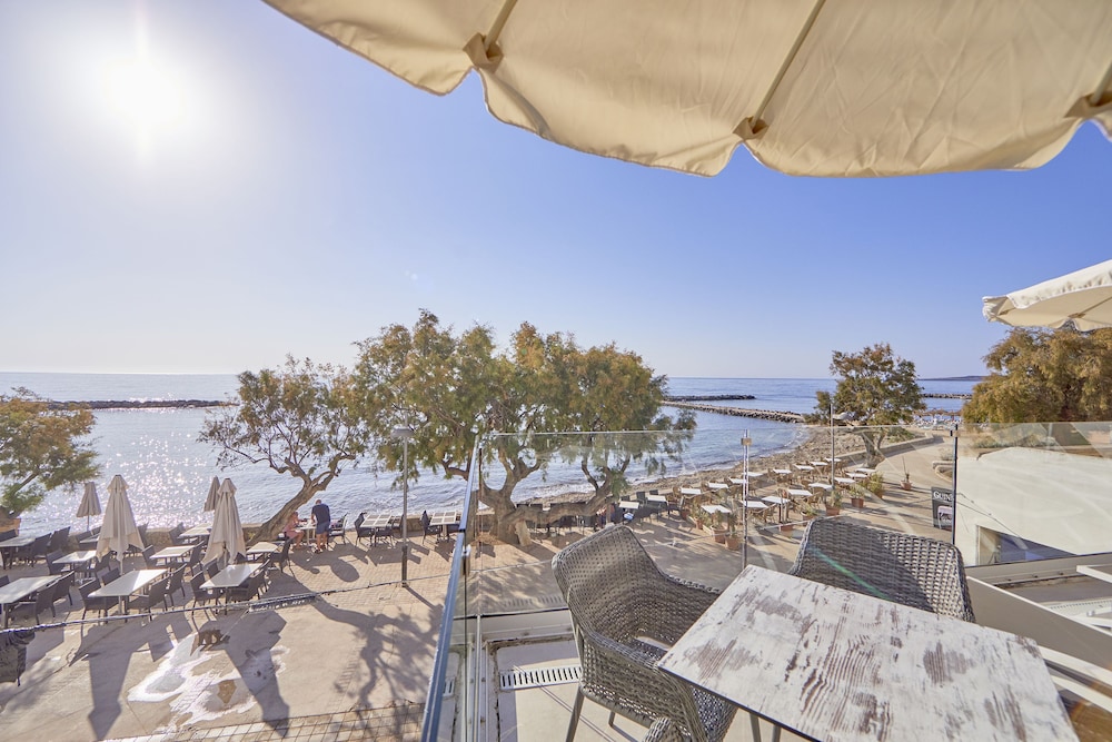 Hotel Ilusion Moreyo - Adults Only — Restaurant & bars in Cala Bona, Balearic Islands