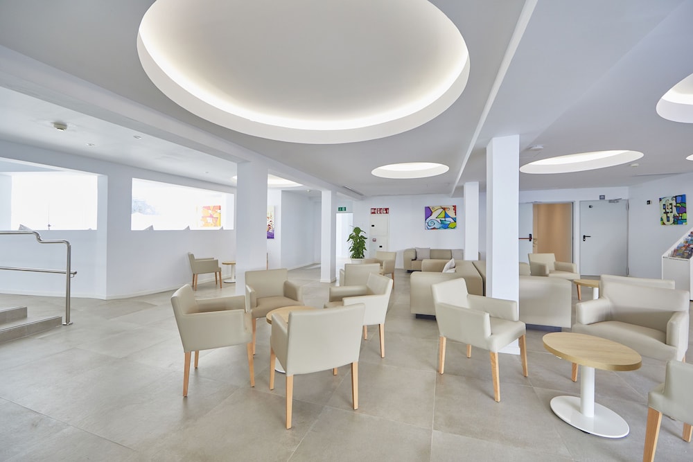 Hotel Ilusion Moreyo - Adults Only — Hotel building in Cala Bona, Balearic Islands