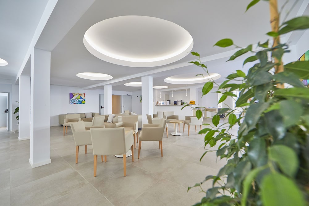 Hotel Ilusion Moreyo - Adults Only — Restaurant & bars in Cala Bona, Balearic Islands