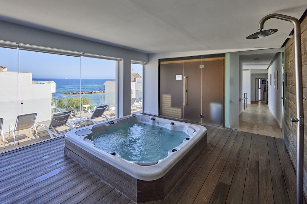 Hotel Ilusion Moreyo - Adults Only — Spa in Cala Bona, Balearic Islands