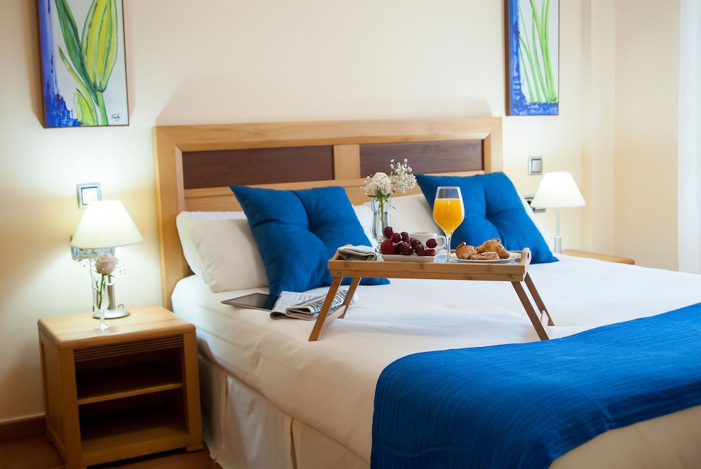 Ona Ogisaka Garden — Hotel rooms in Denia, Valencian Community