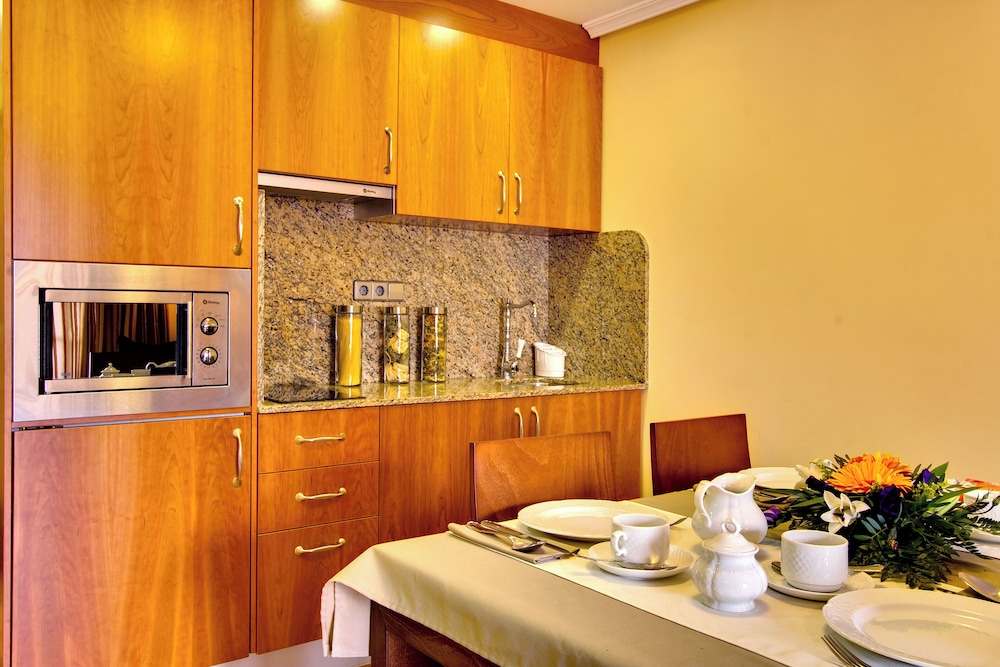 Ona Ogisaka Garden — Hotel rooms in Denia, Valencian Community