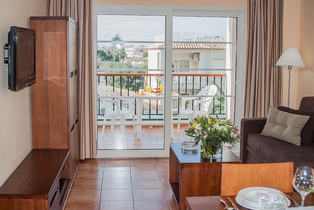 Ona Ogisaka Garden — Hotel rooms in Denia, Valencian Community