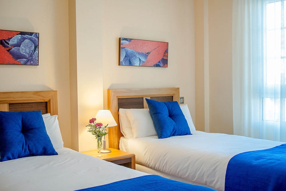 Ona Ogisaka Garden — Hotel rooms in Denia, Valencian Community