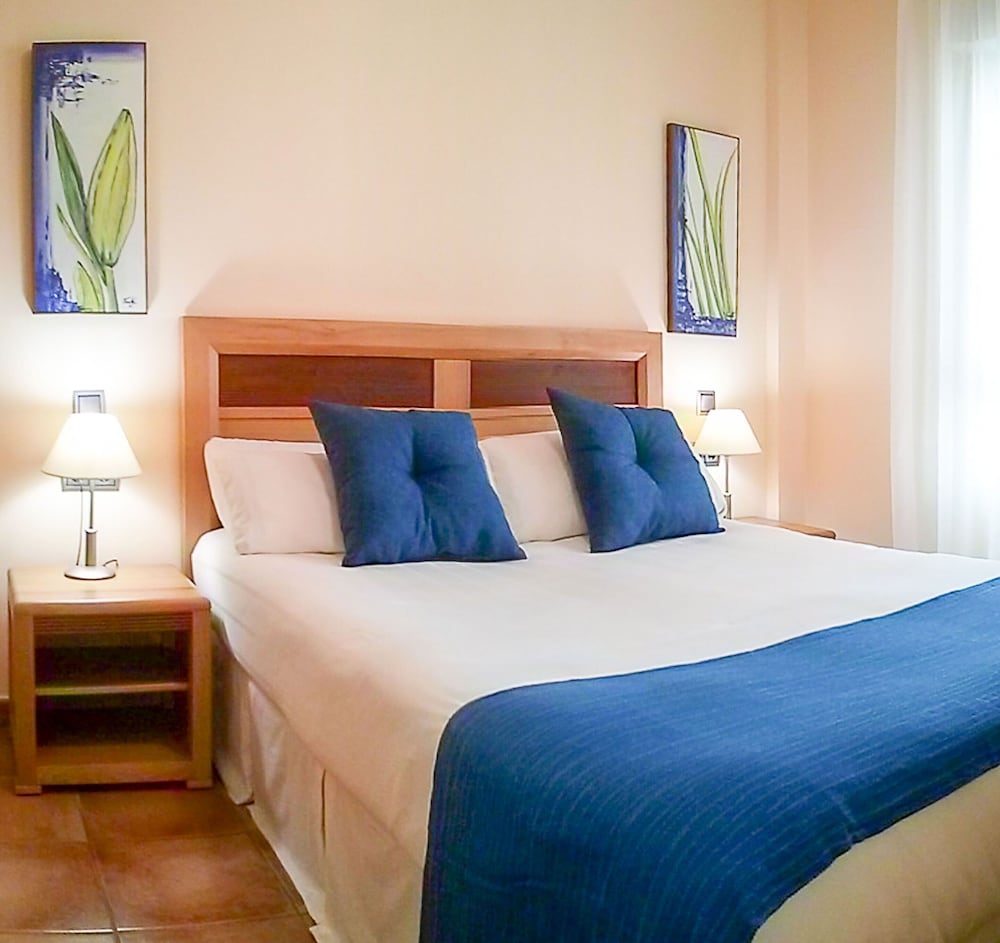 Ona Ogisaka Garden — Hotel rooms in Denia, Valencian Community