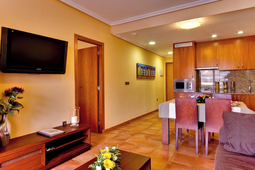 Ona Ogisaka Garden — Hotel rooms in Denia, Valencian Community