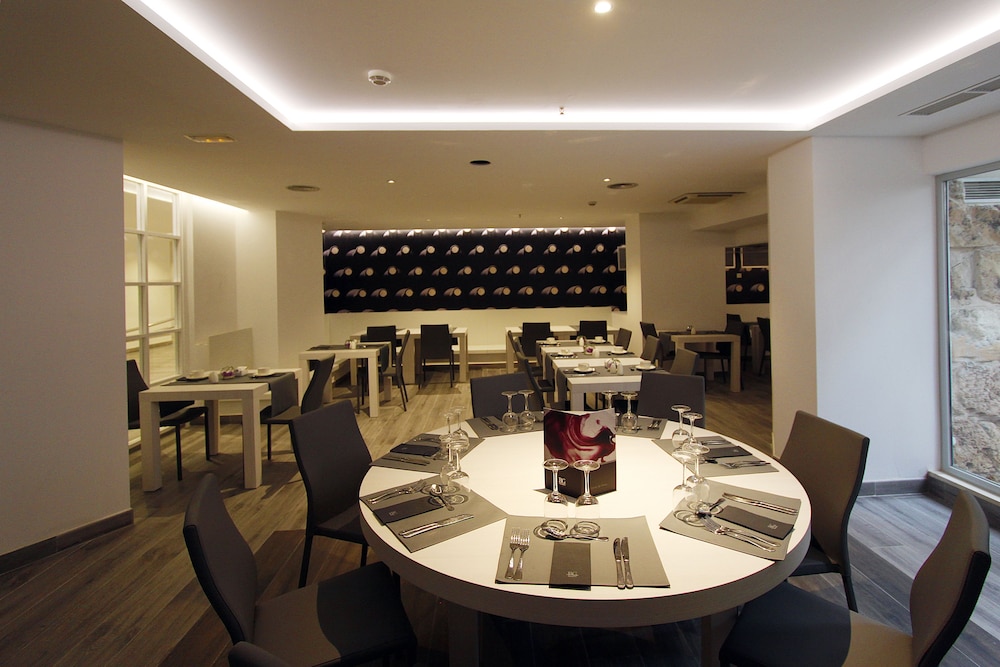 BG Hotel Pamplona — Restaurant & bars in Playa de Palma, Balearic Islands