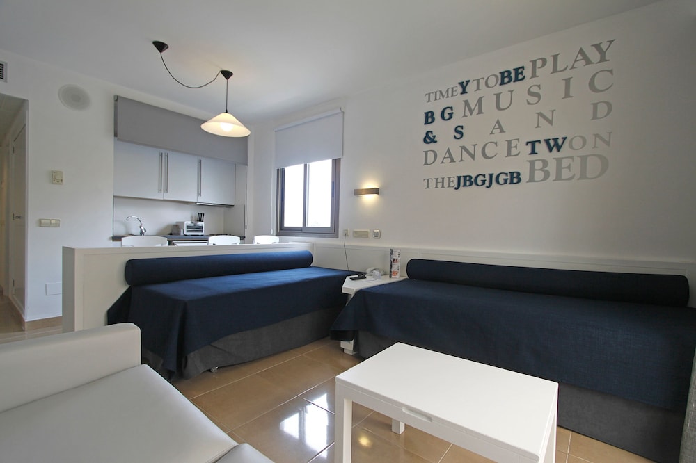 BG Hotel Pamplona — Hotel rooms in Playa de Palma, Balearic Islands