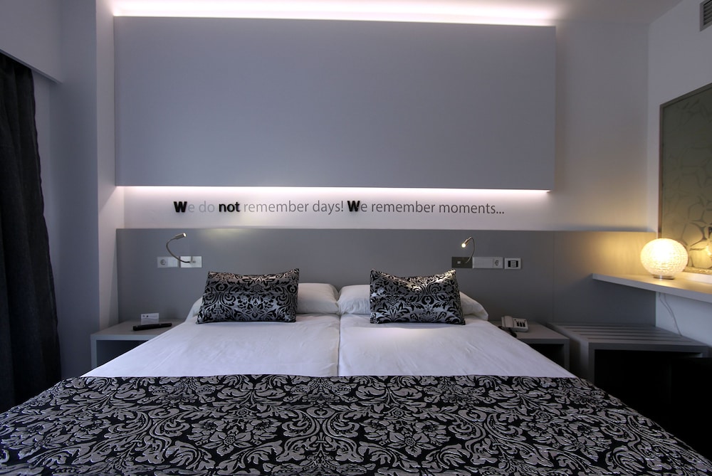 BG Hotel Pamplona — Hotel rooms in Playa de Palma, Balearic Islands