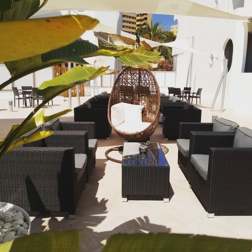 BG Hotel Pamplona — Restaurant & bars in Playa de Palma, Balearic Islands