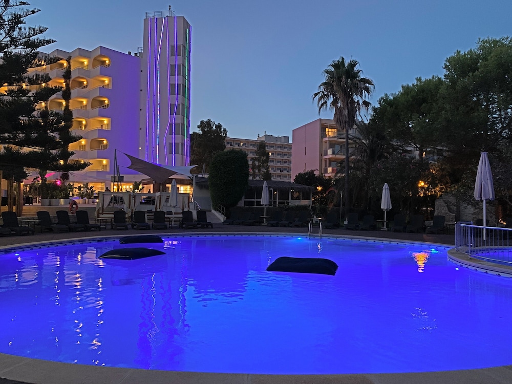 BG Hotel Pamplona — Swimming pool in Playa de Palma, Balearic Islands