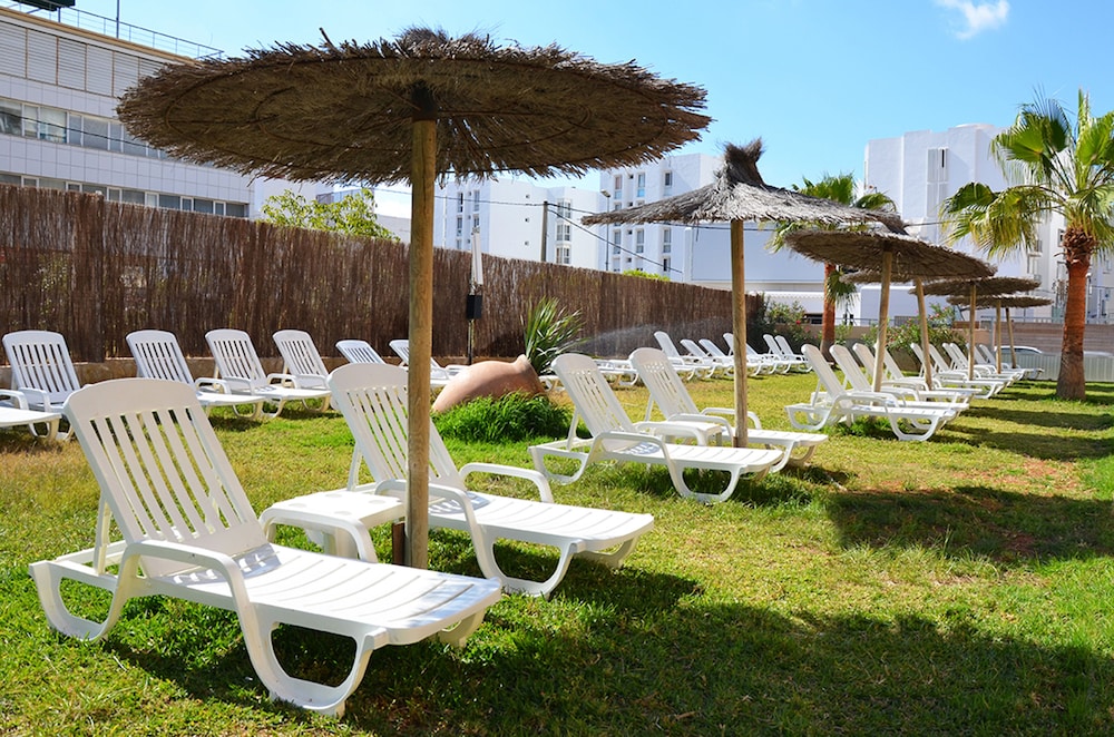 Aparhotel Vibra Central City - Adults Only — Sports & recreation in San Antonio, Balearic Islands
