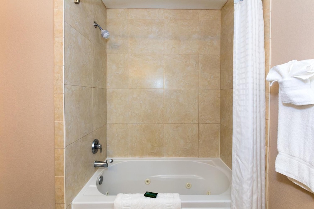 Amelia Hotel at the Beach — Hotel rooms in Amelia Island, Florida