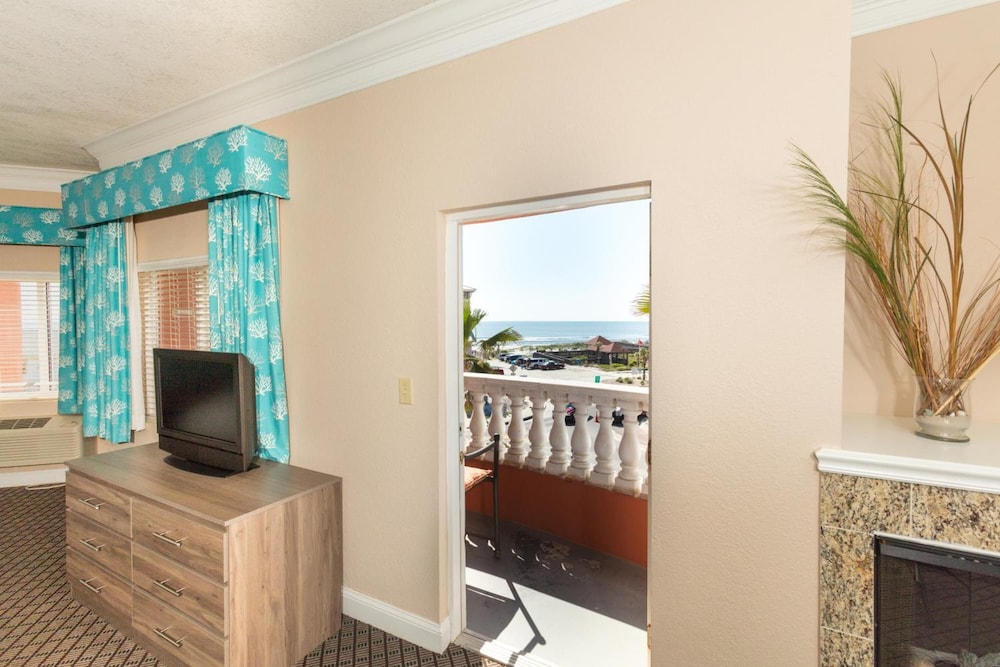 Amelia Hotel at the Beach — Hotel rooms in Amelia Island, Florida