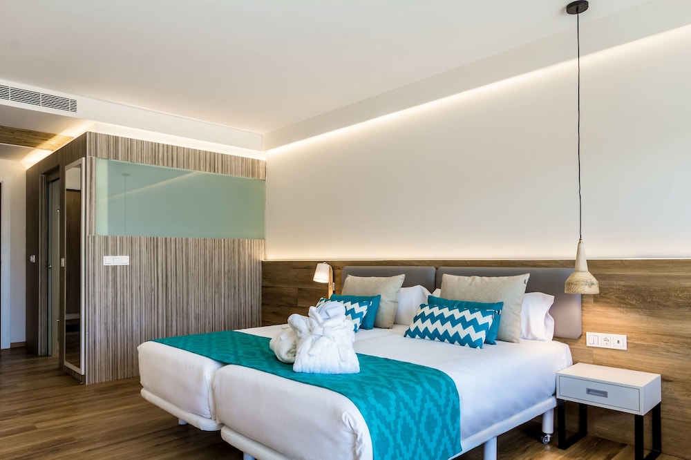 Playa Park Zensation — Hotel rooms in Corralejo, Canary Islands