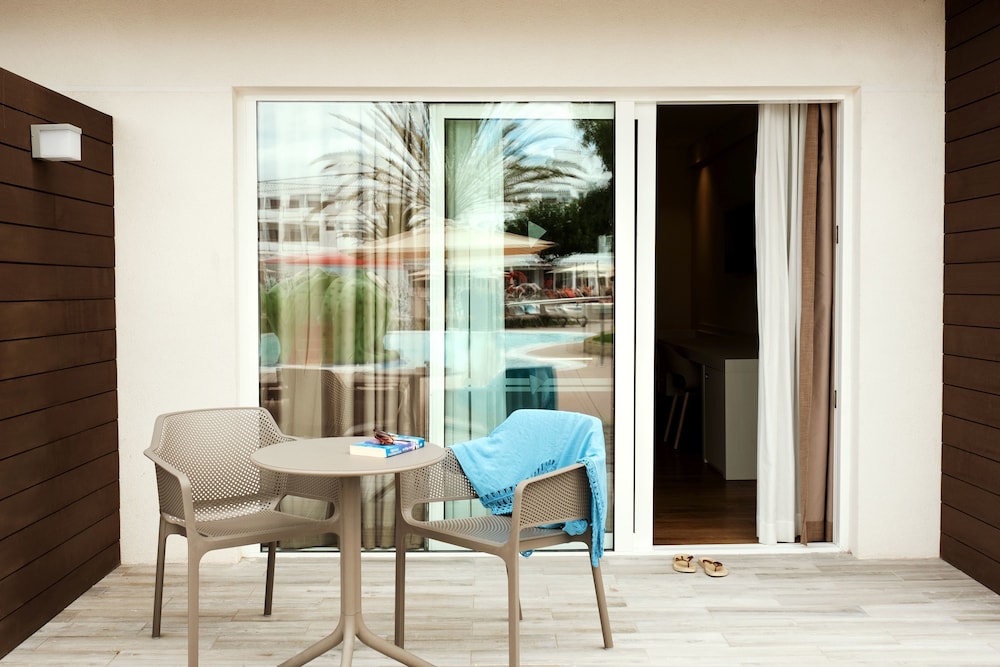 Playa Park Zensation — Hotel rooms in Corralejo, Canary Islands