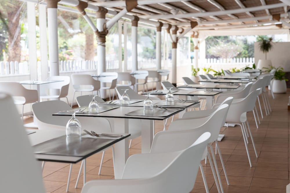 BLUESEA Costa Bastian — Restaurant in Costa Teguise, Canary Islands