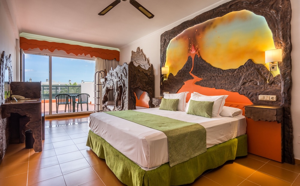 BLUESEA Costa Bastian — Rooms in Costa Teguise, Canary Islands
