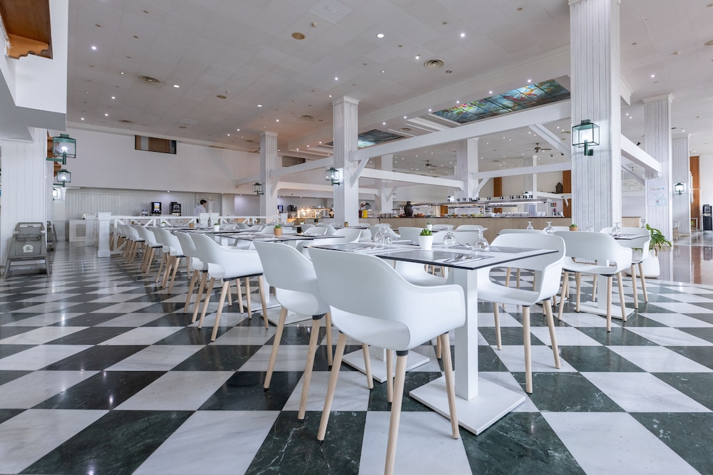 BLUESEA Costa Bastian — Restaurant in Costa Teguise, Canary Islands