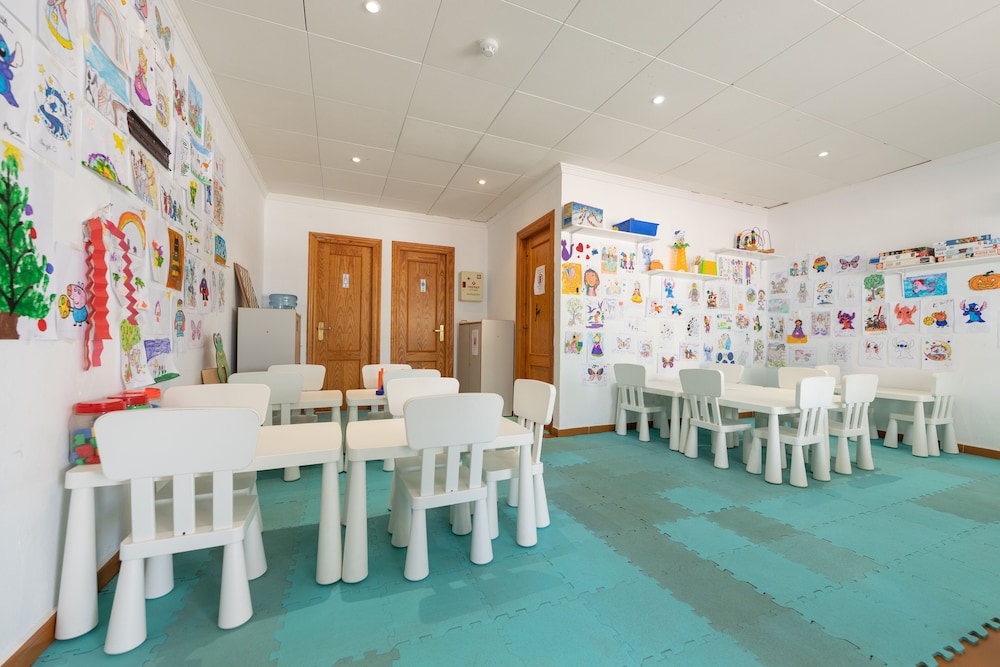 BLUESEA Costa Bastian — Facilities in Costa Teguise, Canary Islands