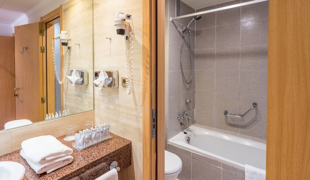 BLUESEA Costa Bastian — Rooms in Costa Teguise, Canary Islands