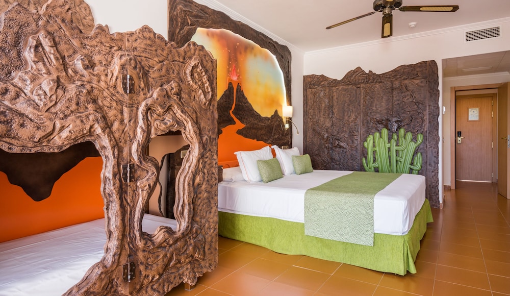 BLUESEA Costa Bastian — Rooms in Costa Teguise, Canary Islands